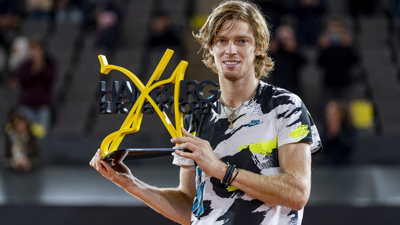 European Open, Rublev trionfa: battuto Tsitsipas in finale