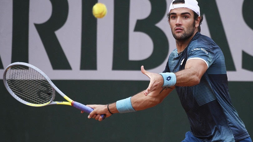 Roland Garros, Berrettini al secondo turno: battuto Pospisil