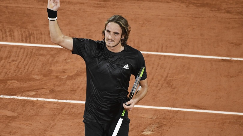 Roland Garros, Tsitsipas rimonta Munar e vince