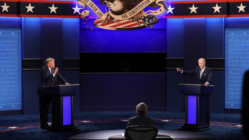 Biden-Trump, il primo confronto televisivo è un disastro: urla, insulti e interruzioni continue