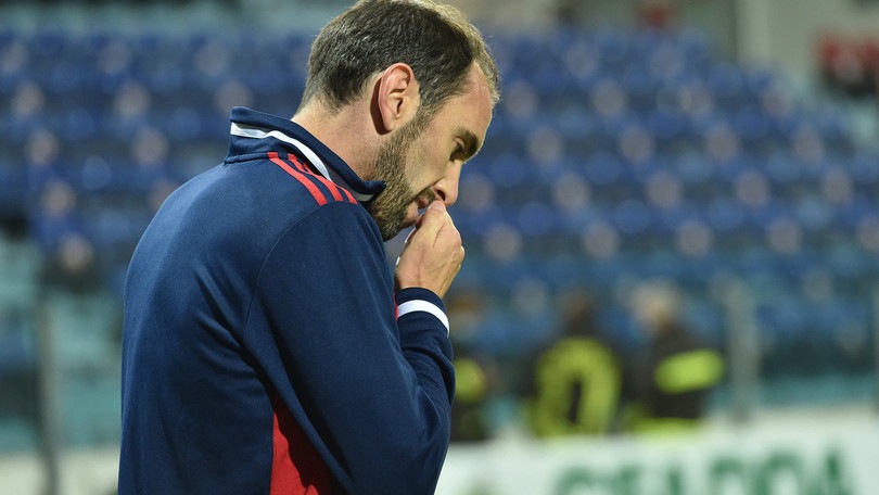 Godin si presenta: "Cagliari scelta di vita. Nainggolan? Lo aspetto qui"