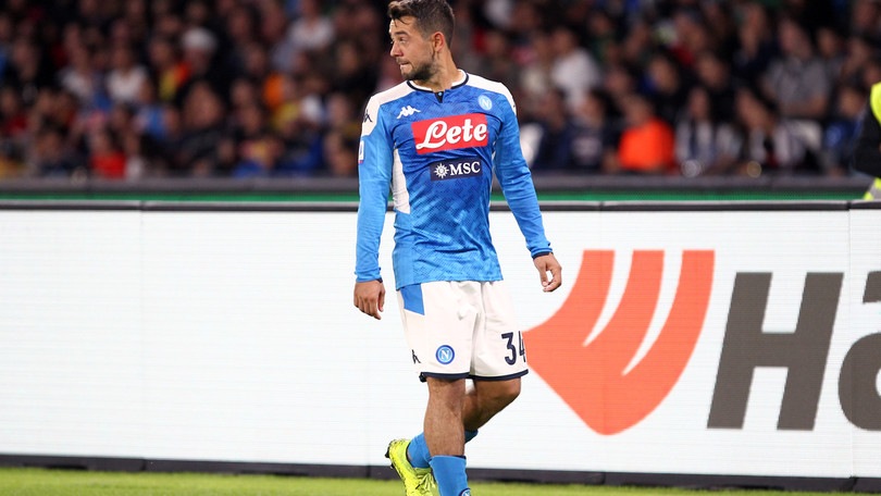 Napoli, ufficiale la cessione di Younes all'Eintracht in prestito biennale