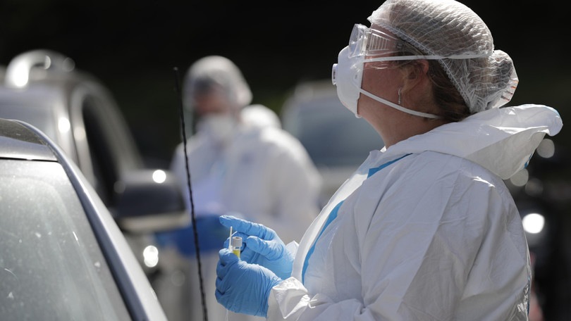 Coronavirus, i dati in Italia: 2844 nuovi casi e 27 morti