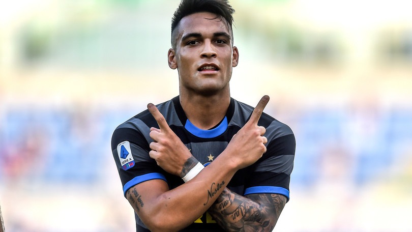 Inter, partita doppia con Lautaro Martinez: derby e rinnovo