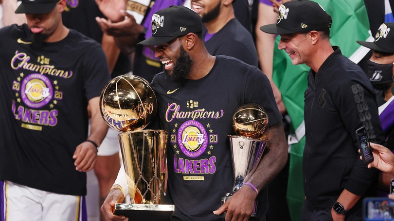 LeBron pronto per la nuova stagione: "Il mio sogno? Giocare in NBA con mio figlio"