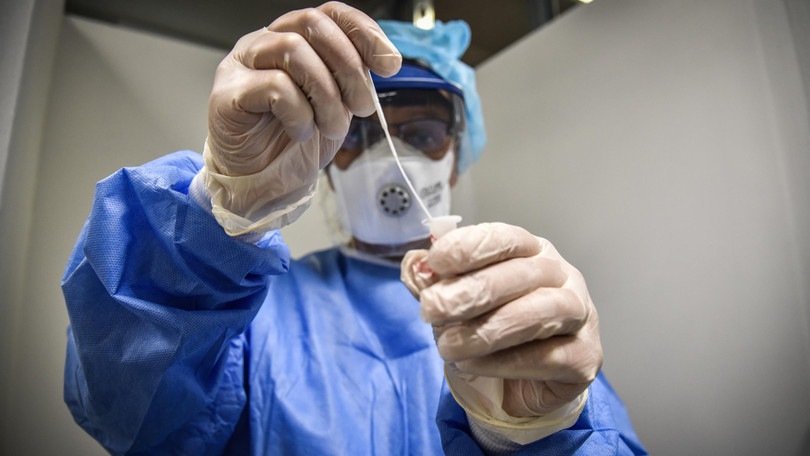 Coronavirus in Italia, record dei contagi. 10mila i casi nelle ultime 24 ore