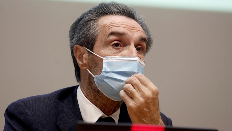 Fontana: "Chiederemo al Cts restrizioni alla movida e lezioni dad"
