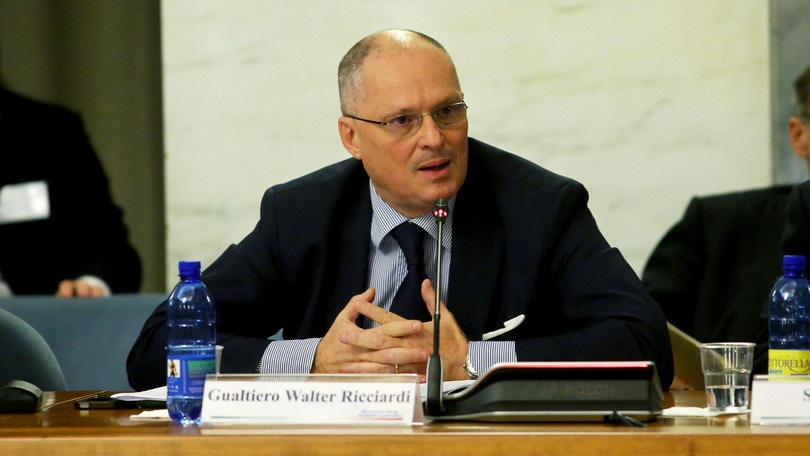 Coronavirus, Ricciardi: "In Cina hanno allestito ospedali Covid. In Italia proposta ignorata"