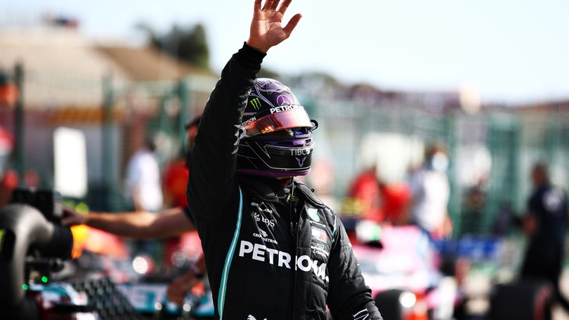 Gp Portogallo, Hamilton: "Strategia vincente, ma è stata dura"