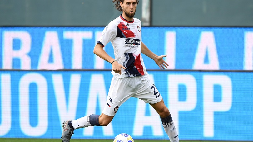 Crotone, allenamento in vista della Coppa Italia: in gruppo Zanellato