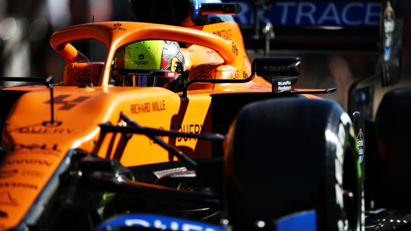 F1, Norris minimizza il record di Hamilton. Poi arrivano le scuse