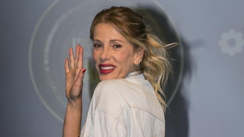 Alessia Marcuzzi abbandona gli studi delle Iene: "Test rapido positivo"
