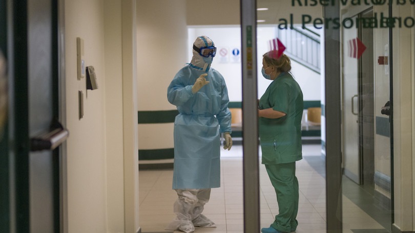 Coronavirus, i dati in Italia: 26.831 nuovi positivi e 217 morti