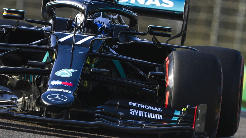 Gp Emilia Romagna: Bottas stampa la pole, Leclerc settimo