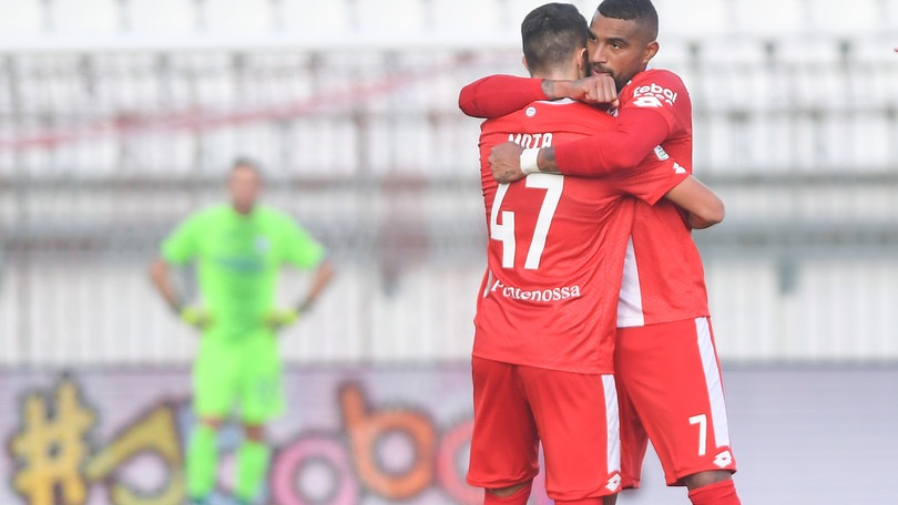 Serie B, il Monza di Boateng supera il Frosinone. Pari tra Pordenone e Chievo