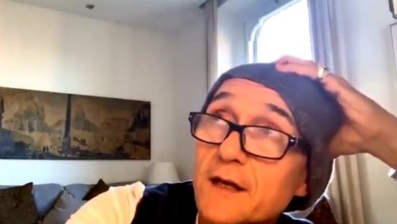 Grande Fratello Vip, Alfonso Signorini terrorizzato: "Non so come dirlo..."