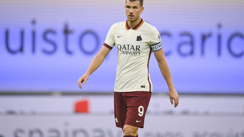 Roma, Dzeko ancora positivo al covid: salta il Parma