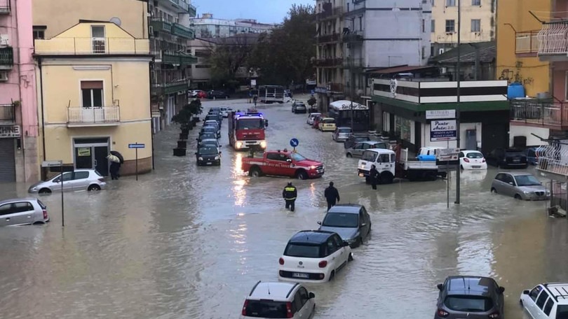 Crotone-Lazio si gioca: "Campo in perfette condizioni"