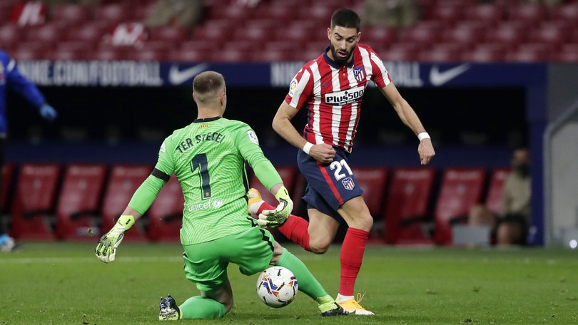 Liga, Barcellona sconfitto dall'Atletico Madrid. Pari per il Real Madrid