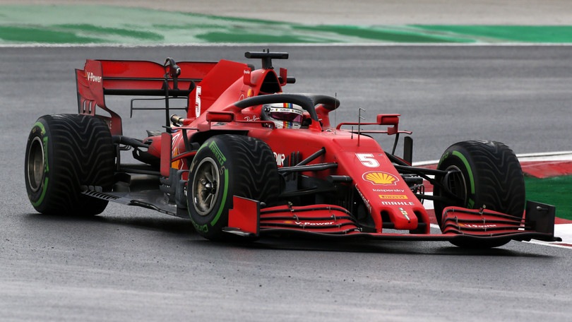 GP Bahrain, Vettel: "Curioso dei progressi su questo tracciato"
