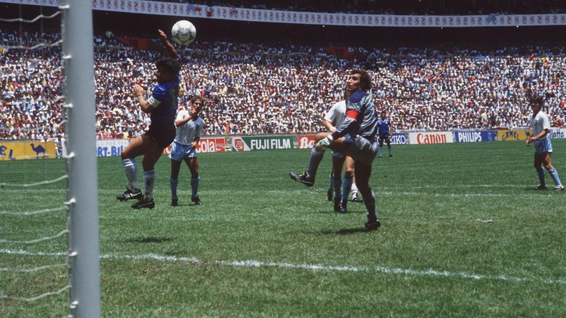 Maradona, Shilton: "Con me non si è mai scusato"