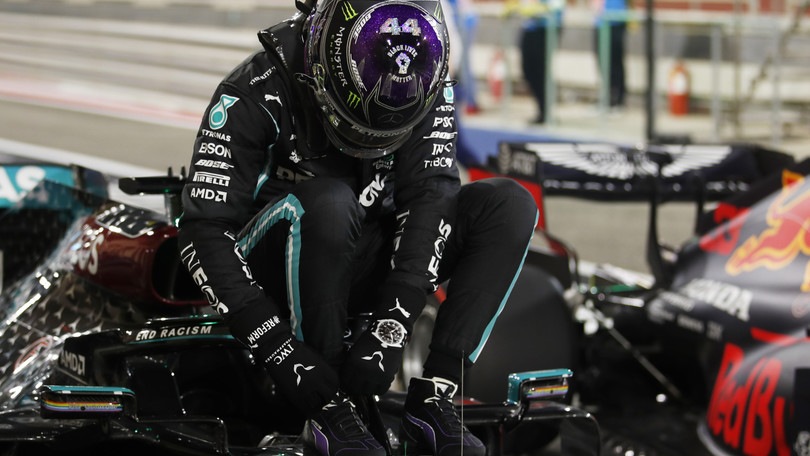 GP Bahrain, Hamilton: "Non ho festeggiato granché il settimo titolo"