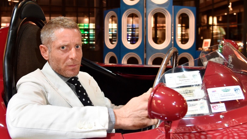 Lapo Elkann si mobilita: in campo contro l'emergenza e le mafie. «Sì alla cultura della legalità»