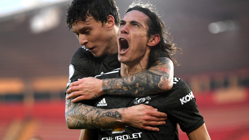 Lampard frena Mourinho, Cavani show con lo United. Arsenal ko