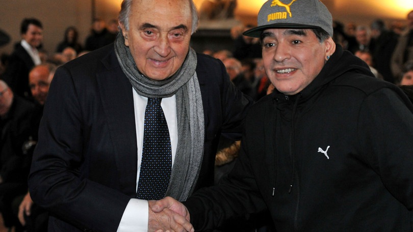 Parla Ferlaino: “Lasciate in pace Diego, spero non ci sia un soldo”