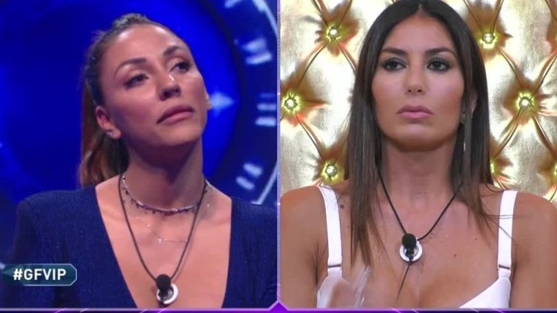 Gf Vip, Selvaggia Roma torna all'attacco: nuovo gesto contro la Gregoraci