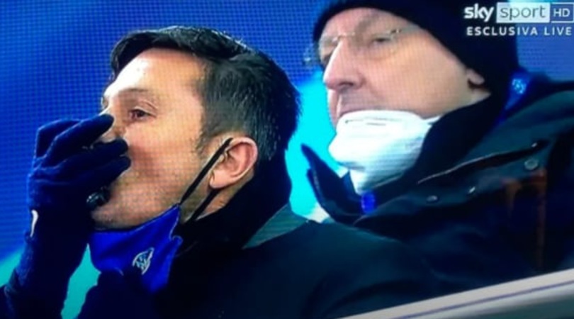 Zanetti come Conte e Trapattoni: svelato il mistero, ecco cosa baciava in tribuna