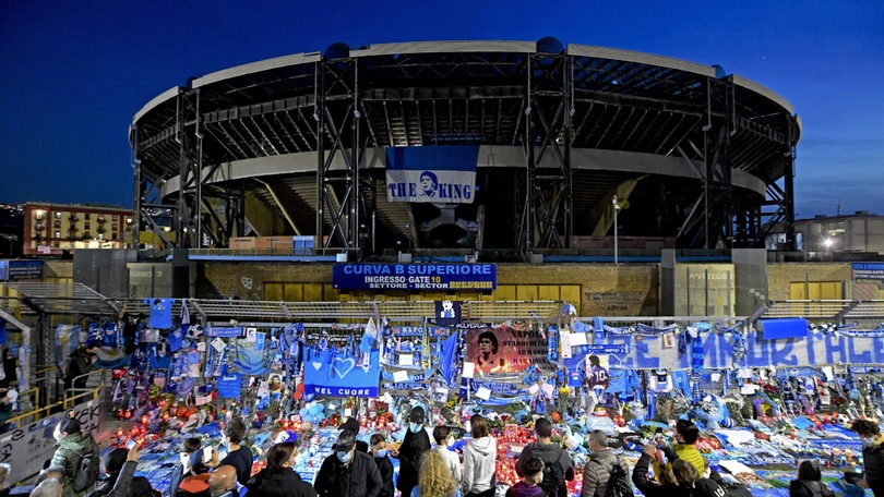 Napoli, è ufficiale: lo stadio Maradona è il nuovo nome del San Paolo