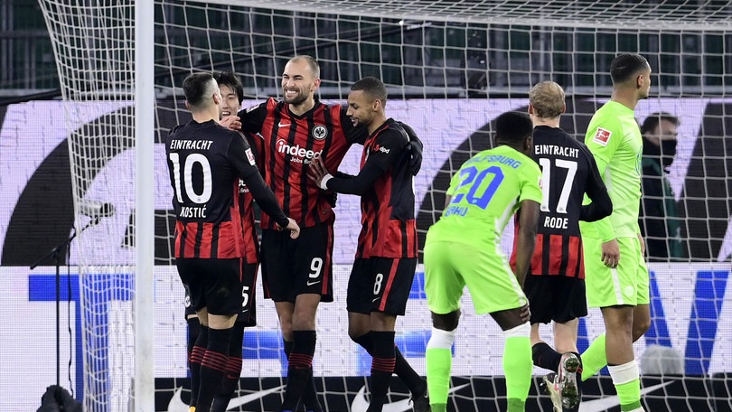 Bundesliga, Wolfsburg-Eintracht 2-1: decide la doppietta di Weghorst