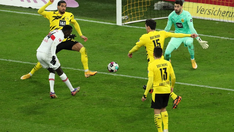 Il Borussia Dortmund di Emre Can umiliato 5-1! Il Lipsia vola primo