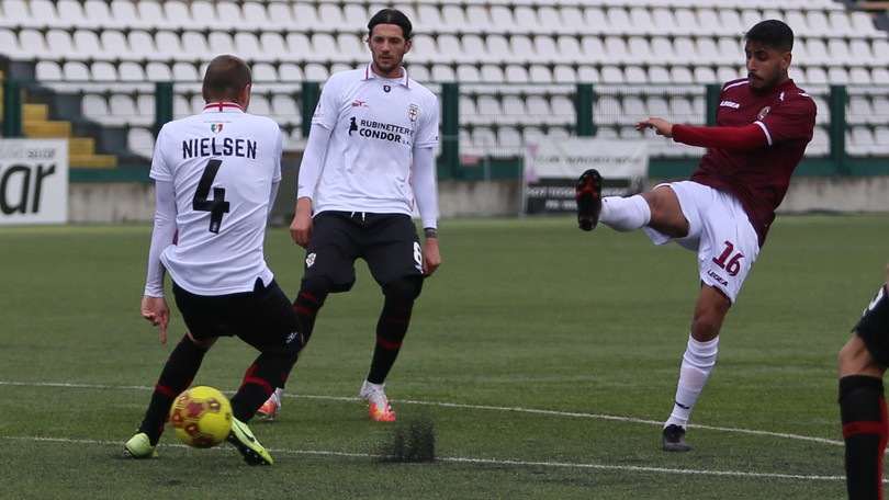 Impresa Livorno, 2-0 esterno alla Pro Vercelli. Vince il Legnago