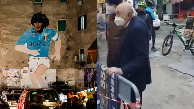 Ferlaino al murales di Maradona a Napoli: l'omaggio a Diego