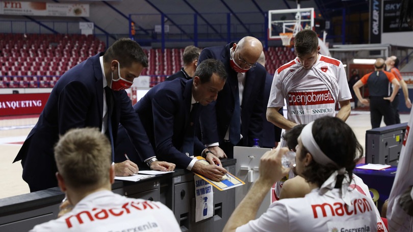 Bulleri carica Varese per la sfida con Treviso: "La squadra è viva!"