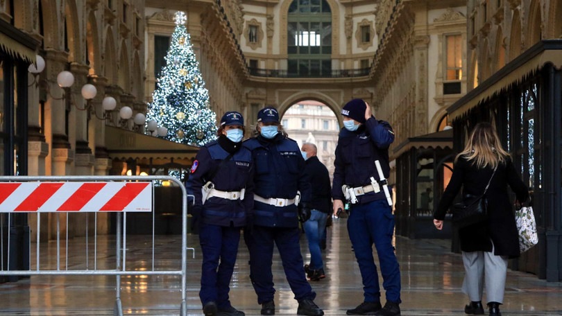 Covid, 82 mila controlli alla vigilia: 826 sanzioni