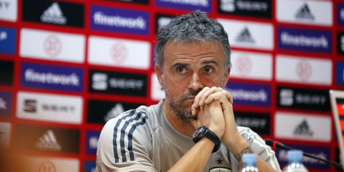 Spagna, Luis Enrique: "Spero nel vaccino ai miei calciatori"