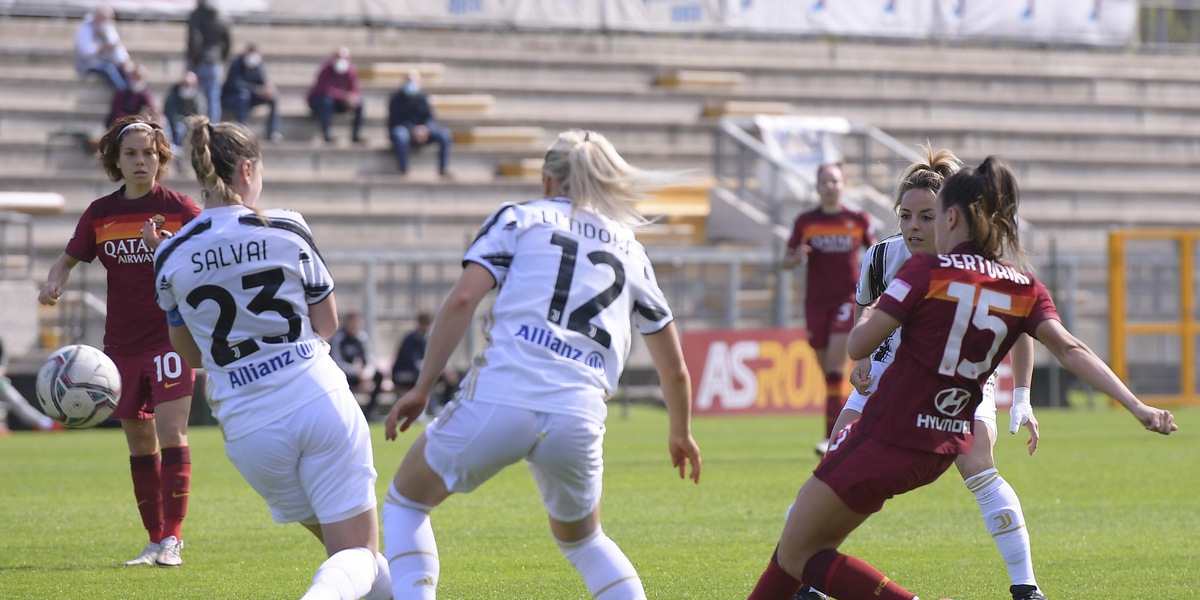 Coppa Italia: la Juve vince 3-2 con la Roma ma non basta per la finale