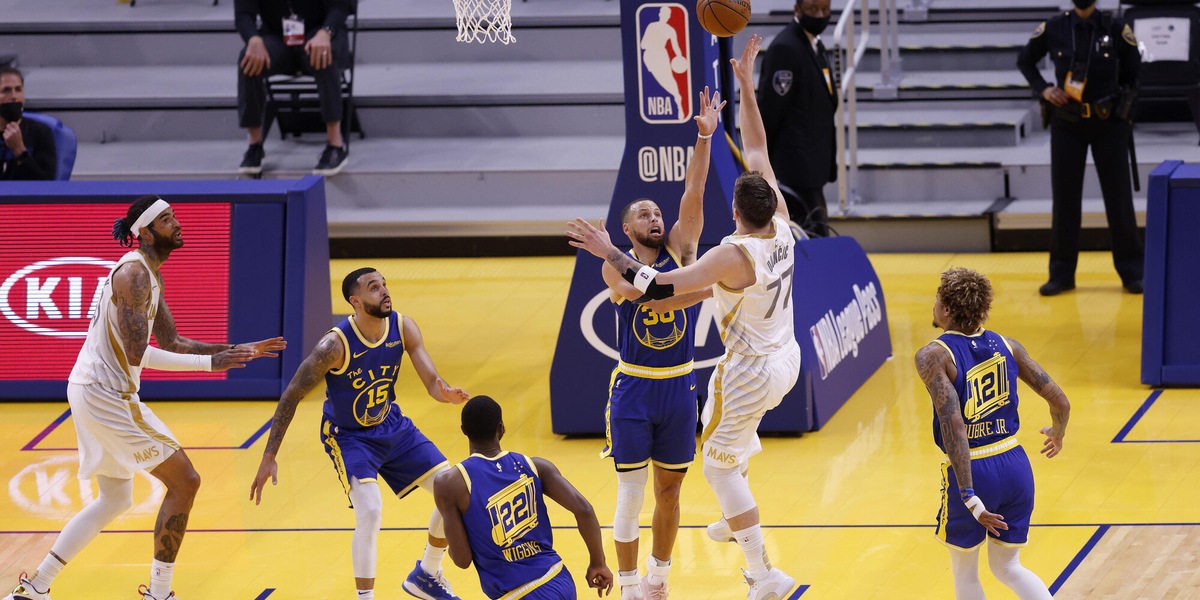 Nba, super Doncic umilia Golden State. Si rivede Melli
