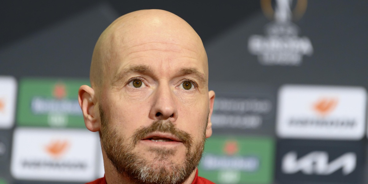 Ten Hag non sostituirà Mourinho: ufficiale il rinnovo con l’Ajax