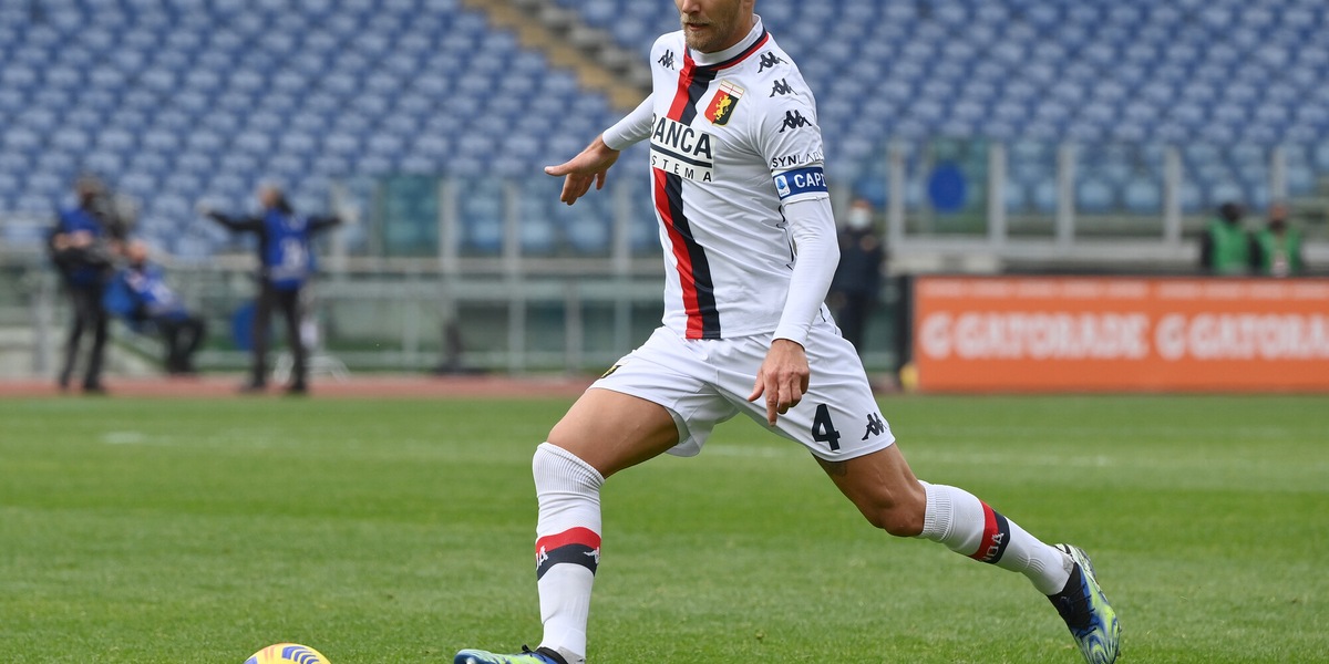 Genoa, problema muscolare per Criscito in allenamento