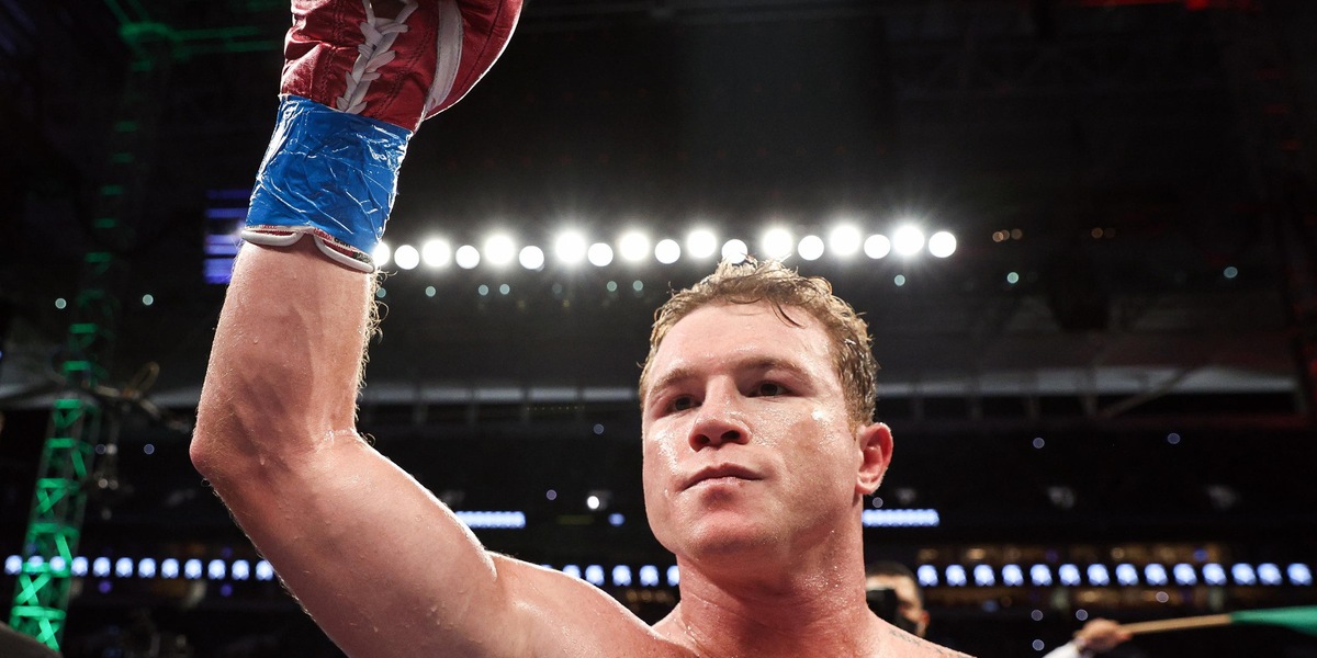 Canelo Alvarez ancora re dei supermedi: battuto Saunders