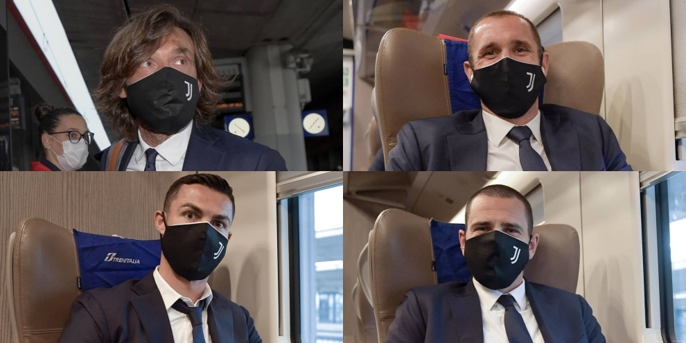 Juve in treno: tutti con la mascherina verso il Sassuolo