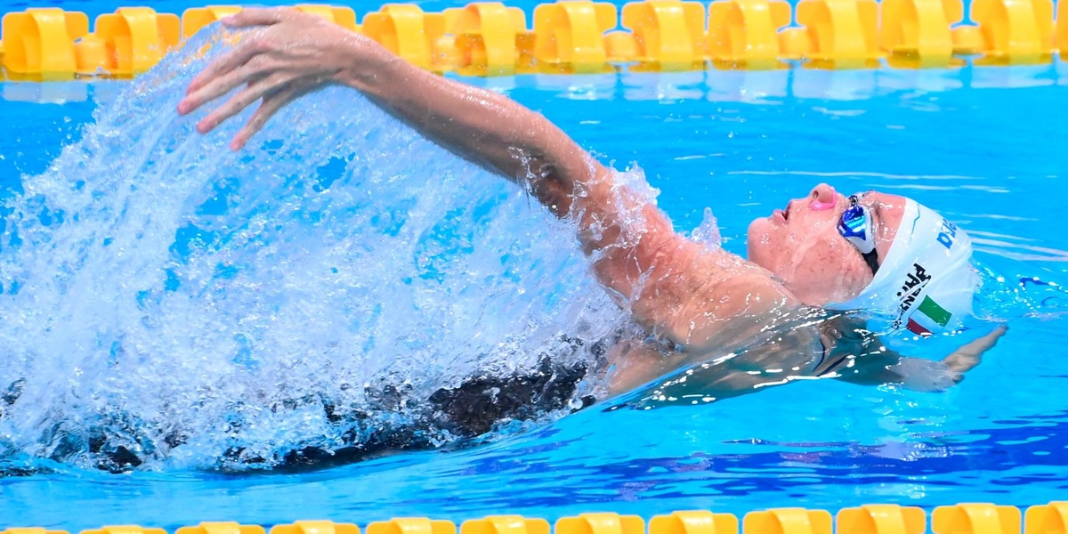 Panziera d'argento nei 100 dorso agli Europei di nuoto