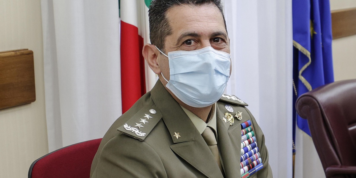 Vaccini in Italia, nuove dosi in arrivo: le parole di Figliuolo