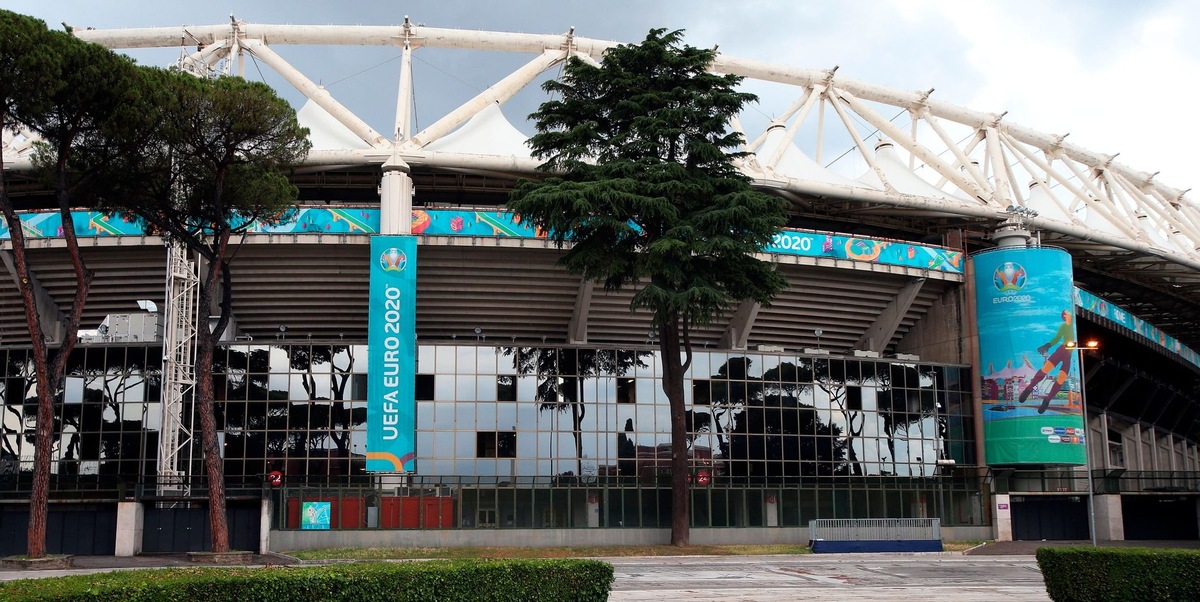 Euro 2020, da Bocelli a Bono degli U2: sarà uno show all'Olimpico