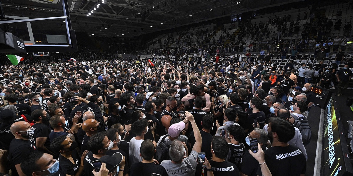 La Virtus Bologna vince lo Scudetto. Milano perde anche gara 4