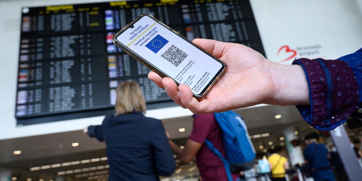 Green Pass: Draghi firma decreto. Certificati validi dal 1° luglio